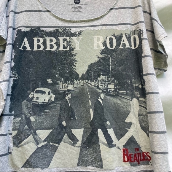 The Beatles Abbey Road gray short dolman type sleeves, size large (11-13) - Picture 2 of 8